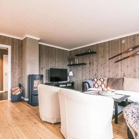 In With Kitchen * Rauland